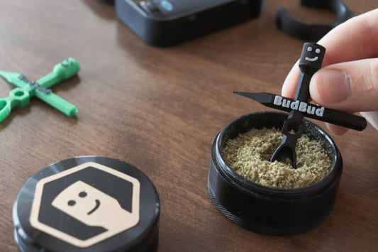 The Days of the Bulky Weed Kit Are Over: Meet BudBud's Sleek Solutions