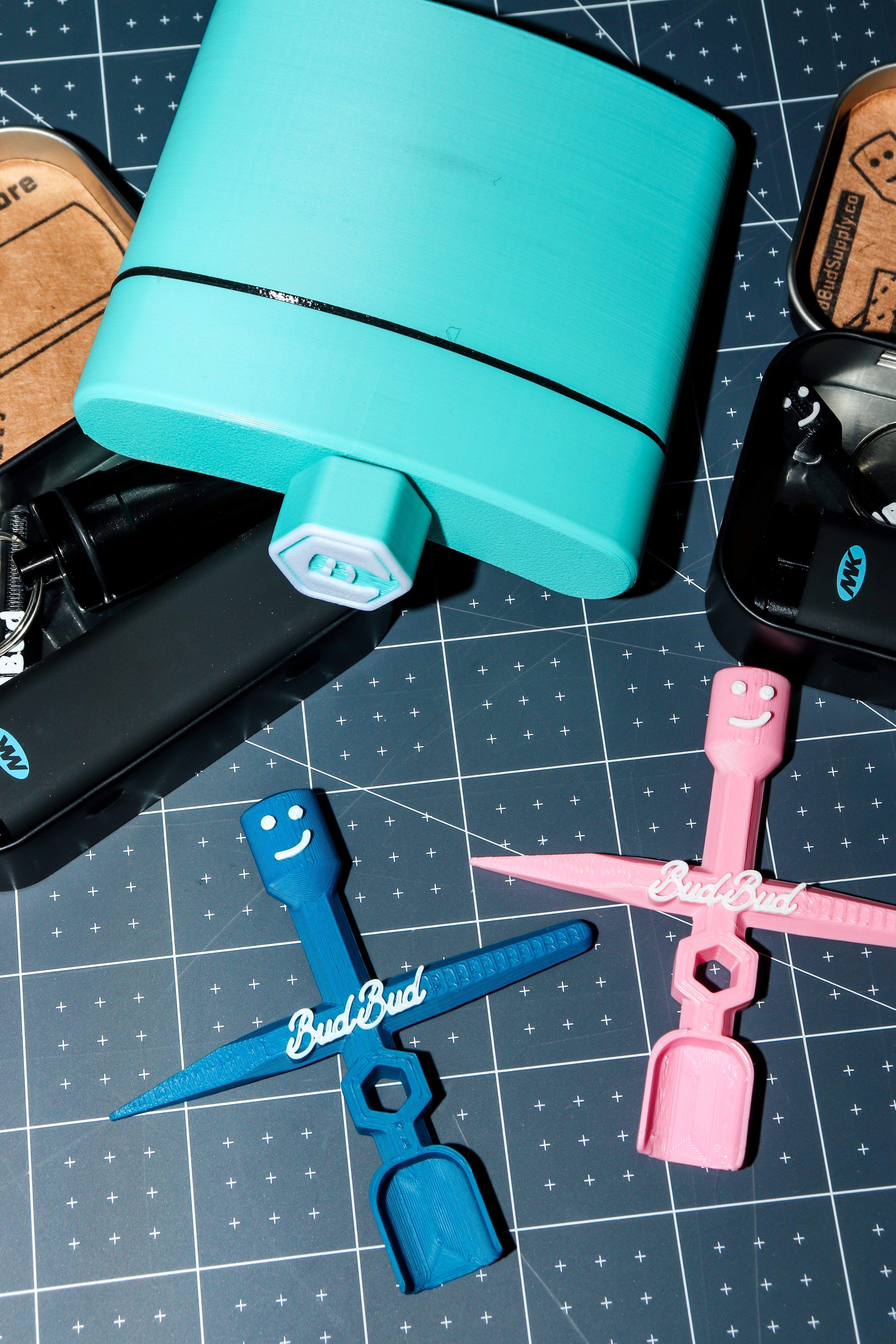 The Ultimate Guide to Gifts for Stoners: 3 Cannabis Gift Bundles They'll Actually Use - BudBud Supply Co.